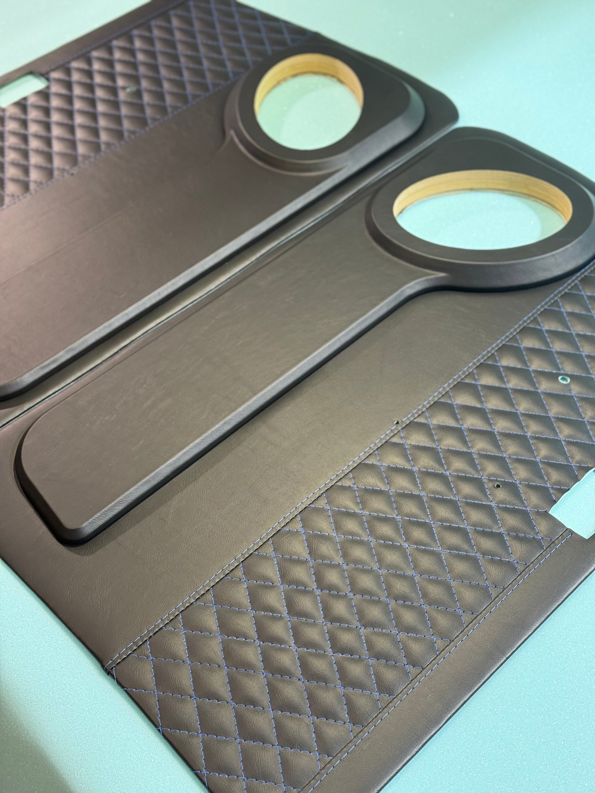 LANDCRUISER 70 SERIES FRONT DOOR SPEAKER PODS