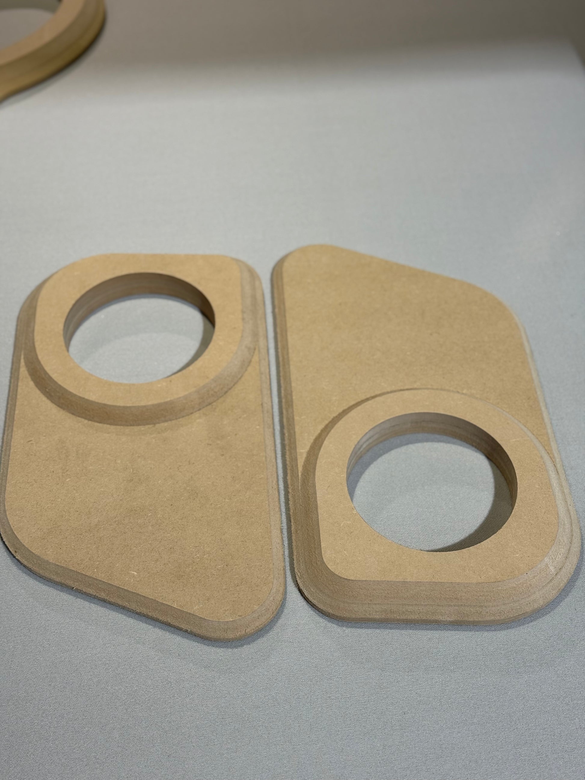 LANDCRUISER 70 SERIES REAR DOOR SPEAKER PODS