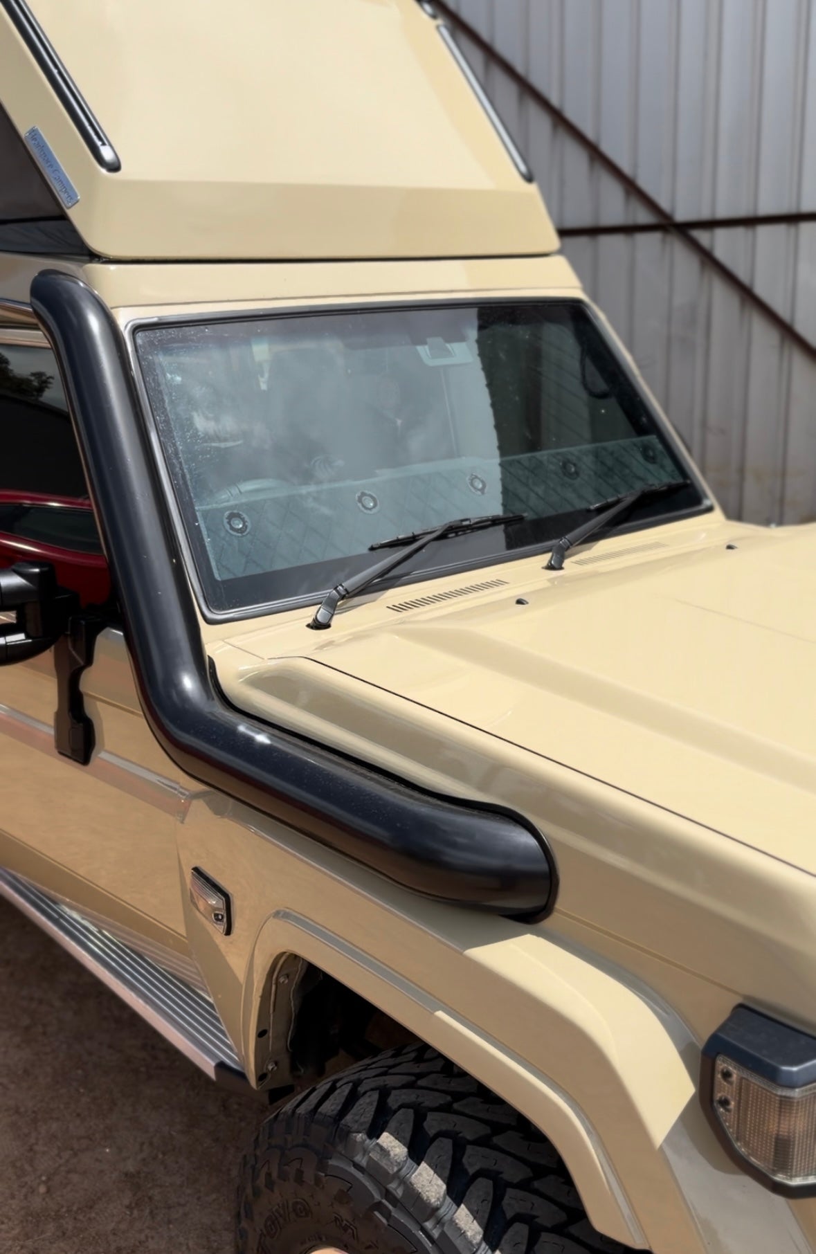 LANDCRUISER 70 SERIES BLACK MACRO DASH SHADE | Sun Visor Heat & Glare Protection