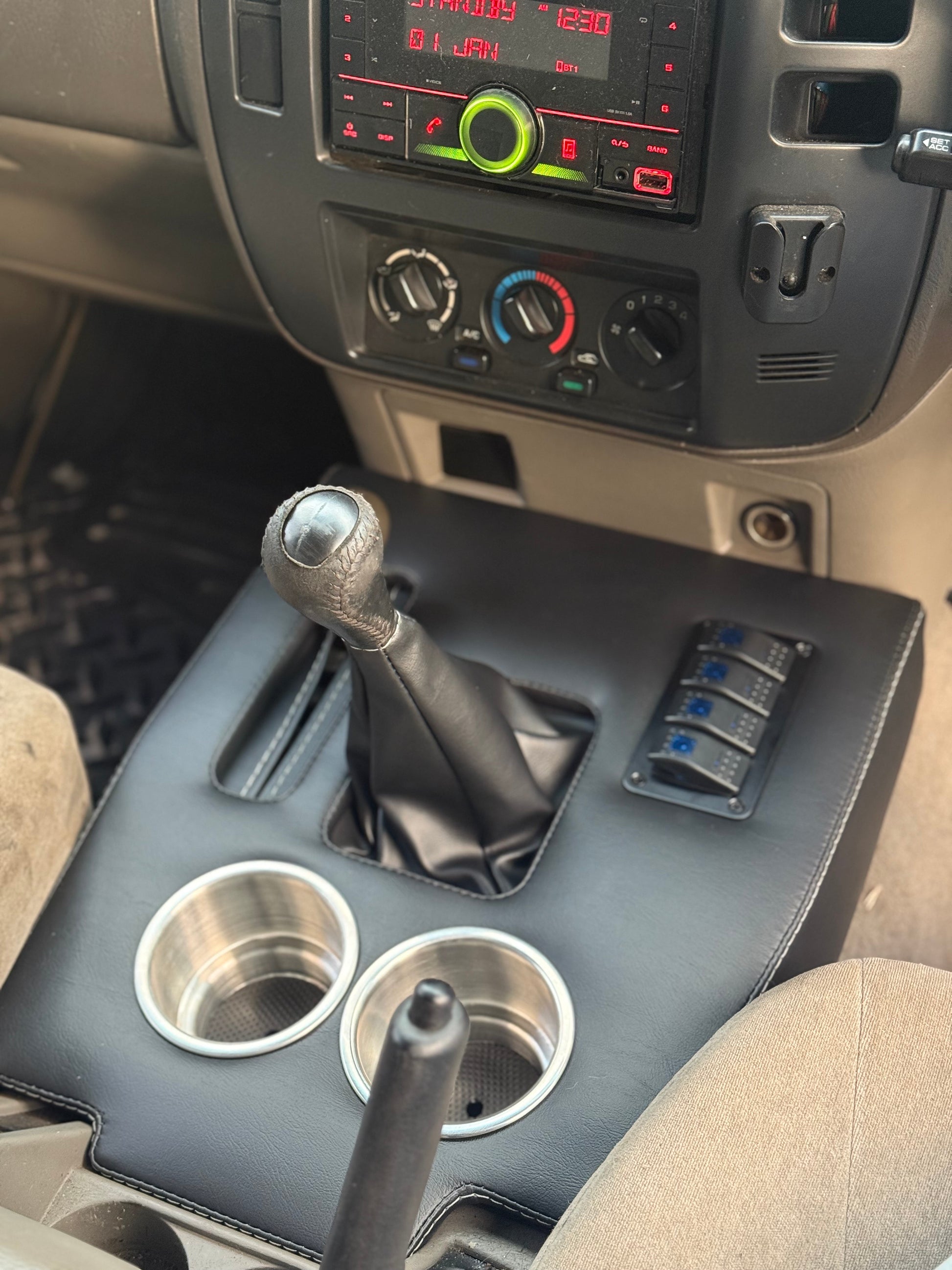 LUXURY GU GEAR SURROUND