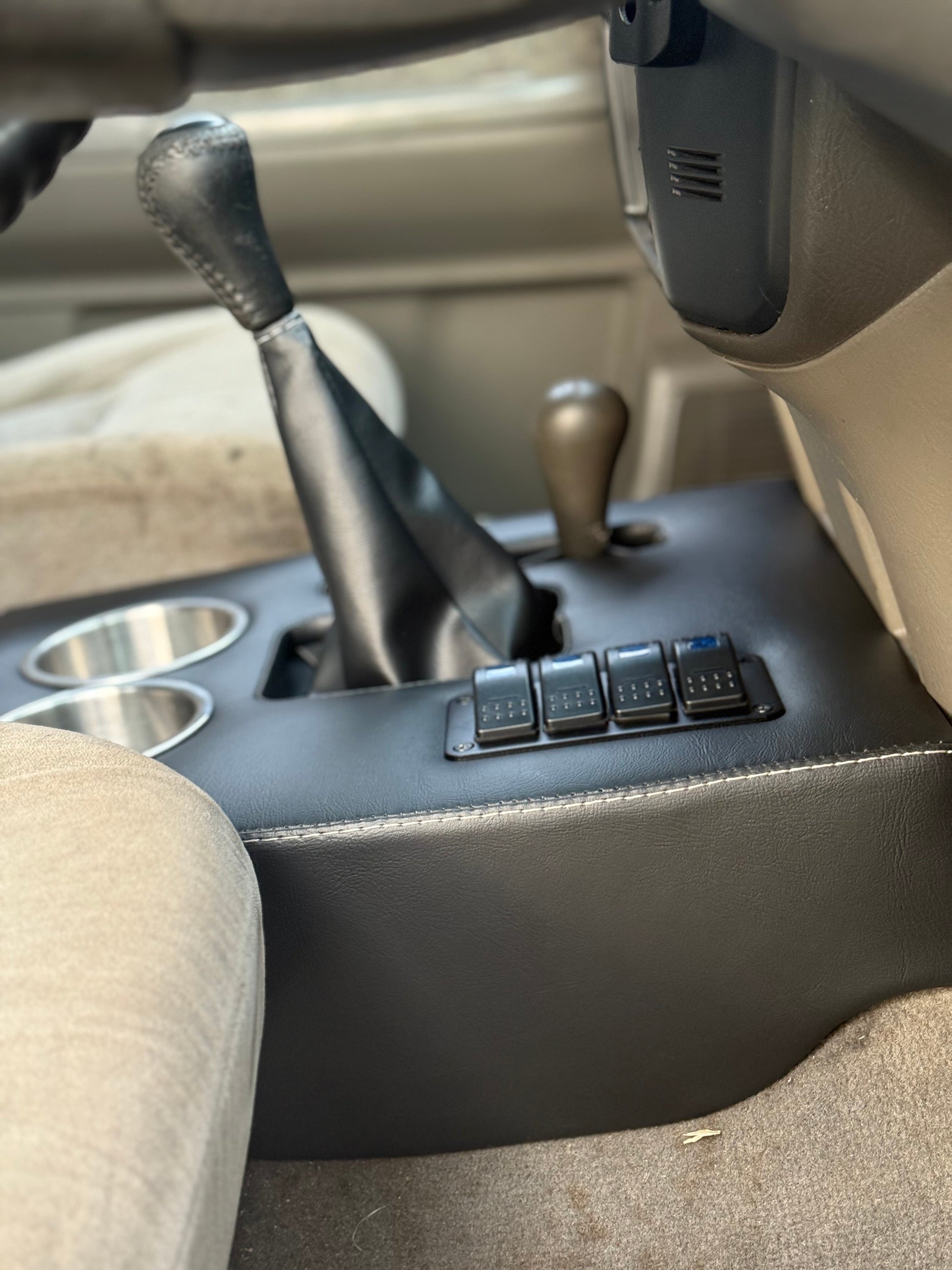 LUXURY GU GEAR SURROUND