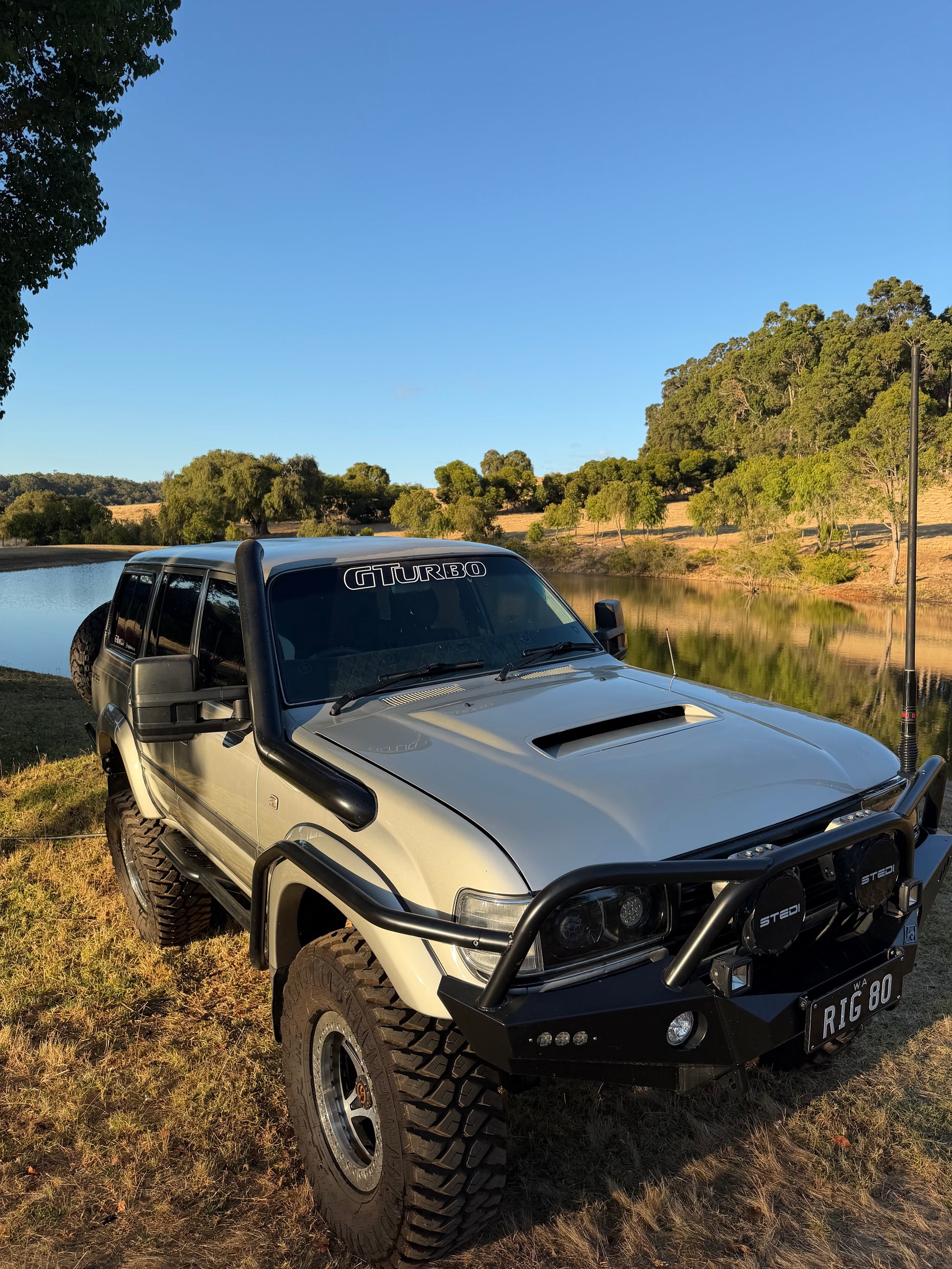 TOYOTA 80 SERIES MACRO DASH SHADE | Sun Visor Heat & Glare Protection