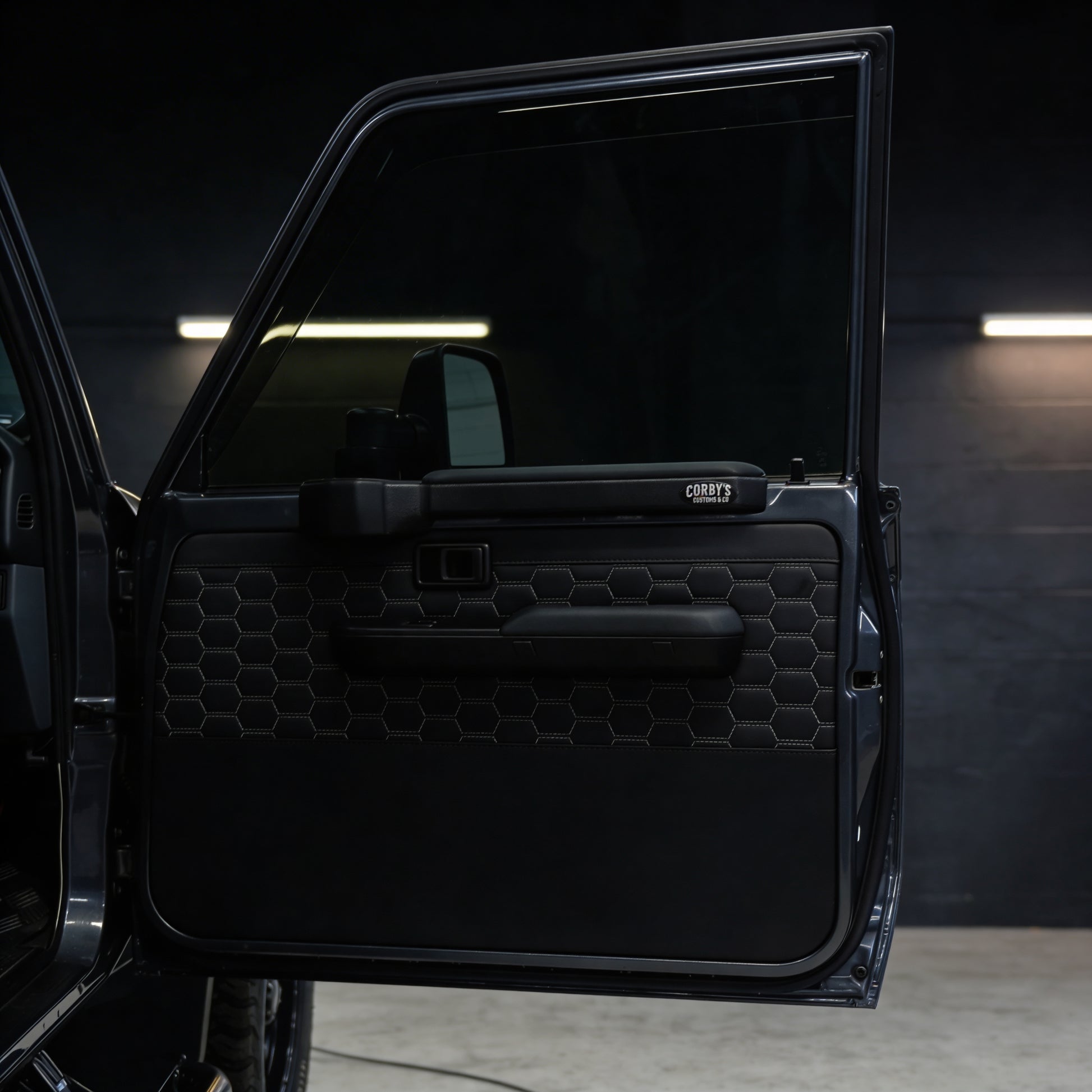 TOYOTA LANDCRUISER 70 SERIES DOOR TRIMS