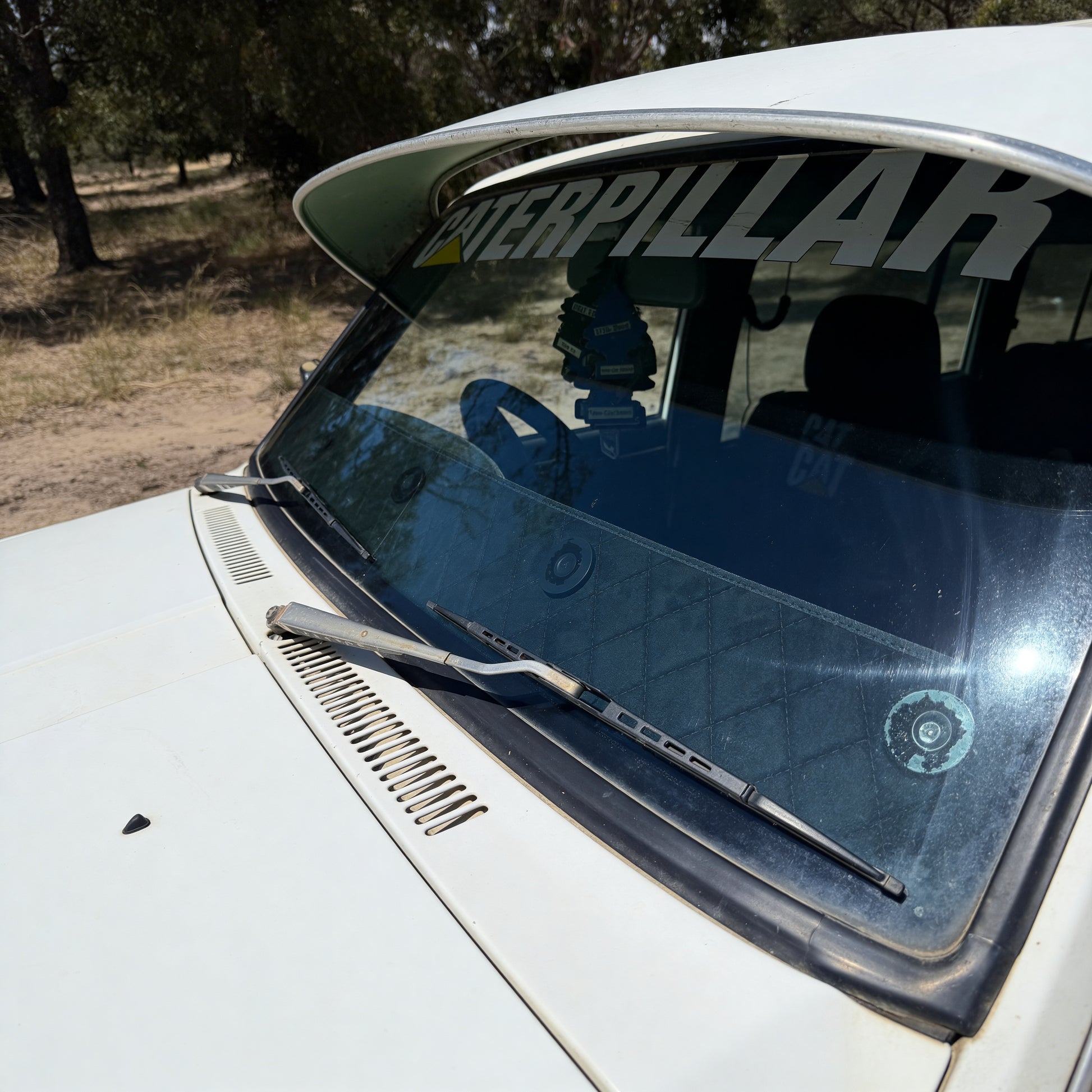 NISSAN PATROL BLACK MACRO DASH SHADE | Sun Visor Heat & Glare Protection